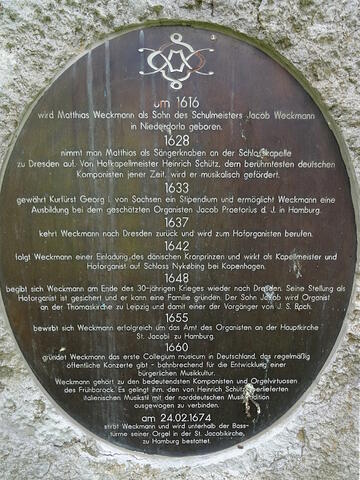 Weckmann, Matthias: Grabplatte in Niederdorla - nach ErwinMeier - Own work, CC BY-SA 4.0, https://commons.wikimedia.org/w/index.php?curid=113883458